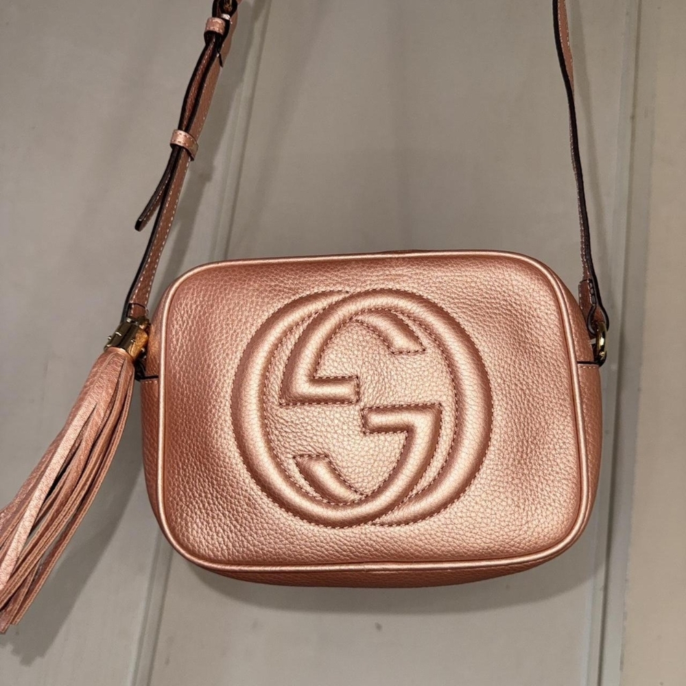 Limited Edition Gucci Metallic Pink Crossbody Bag